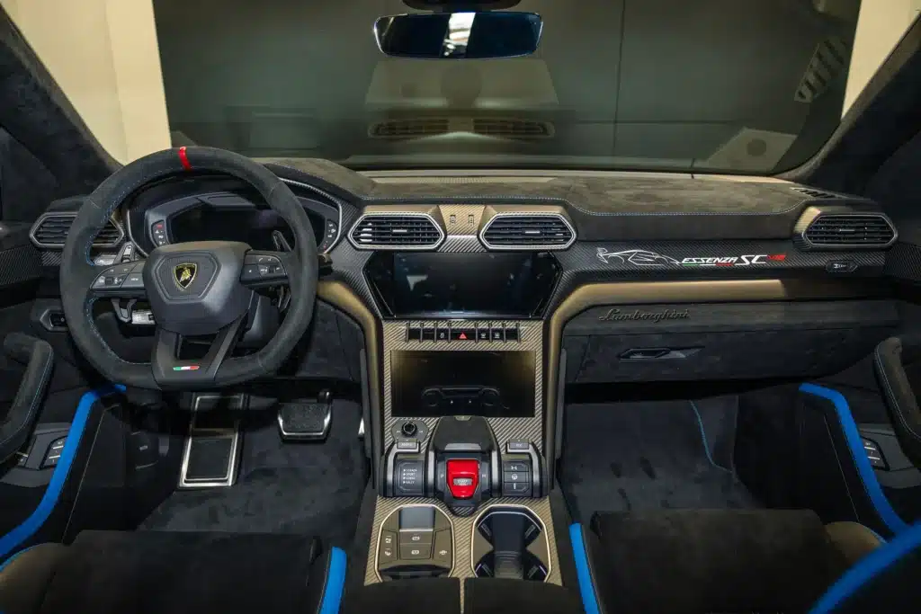 Lamborghini Urus Performante Essenza SCV12 interior