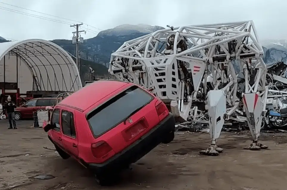 Robot fight club! The 4-ton suit that makes you strong enough to flip a CAR