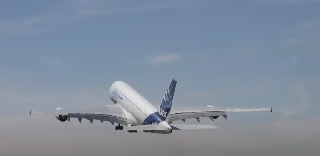 A380 Airbus does wild acrobatic stunts for large aircraft