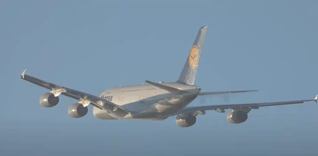 Airbus A380 pilot does 'extreme' wing wave during take-off