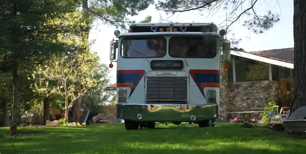 Man goes to California for rare Facebook Marketplace camper