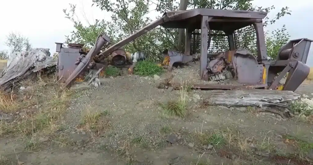 Cars still parked at Mount St. Helens 37yrs after eruption