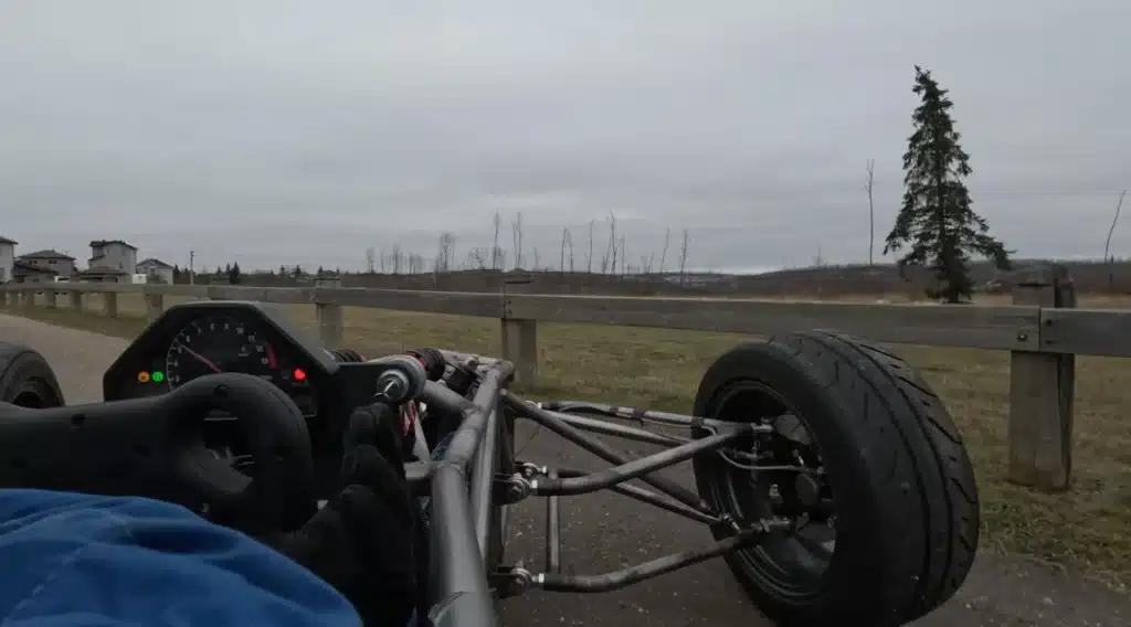 Man takes homemade F1 go-kart on nailbiting road drive