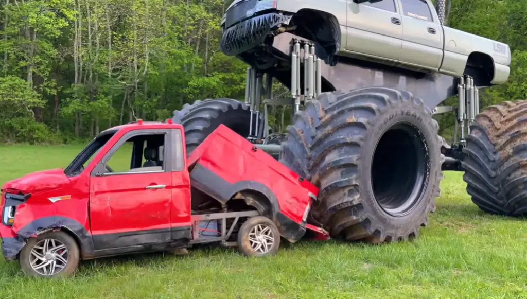 YouTuber buys world's tiniest truck from China to compete against the world's largest truck in a tug of war