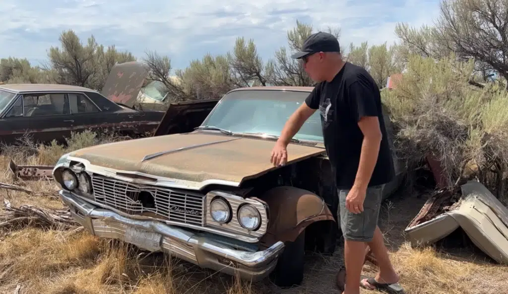 Man in Idaho finds acres upon acres of abandoned cars, the US' largest junkyard