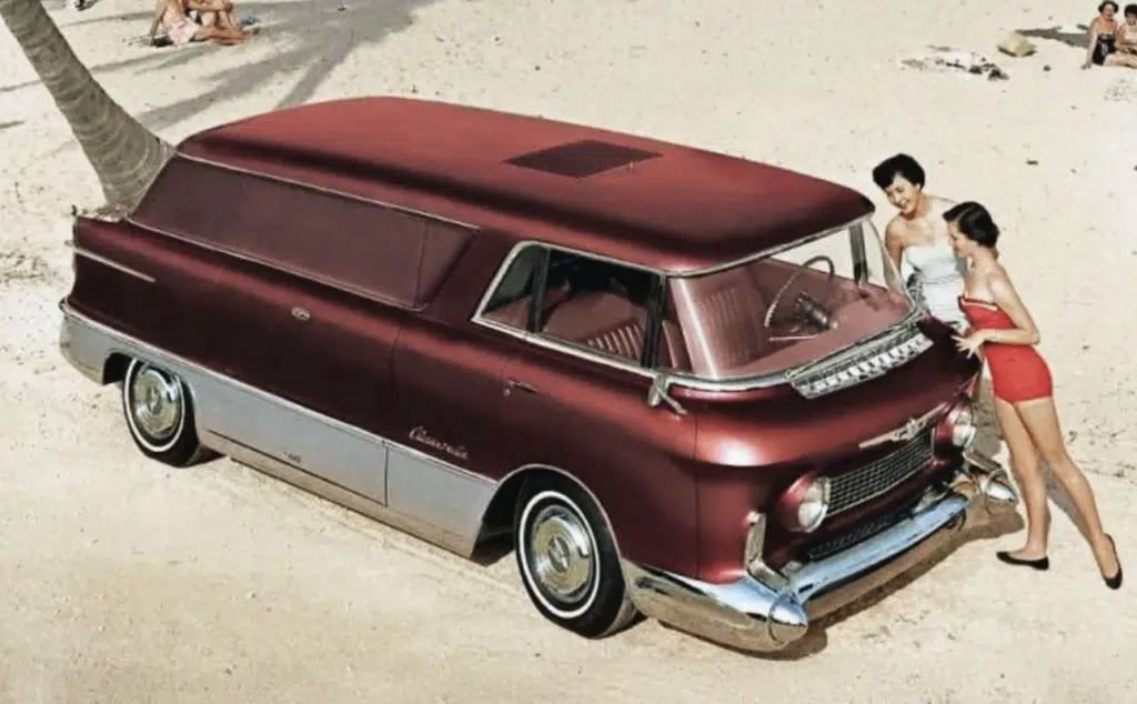 Before minivans existed General Motors built the futuristic L’Universelle concept with gullwing doors and a V8 Engine
