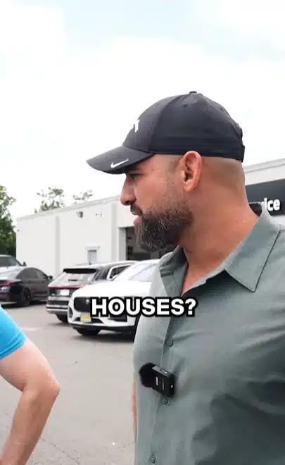 A man was willing to trade his beach house with to get his hands on a Lamborghini Huracán at a dealership