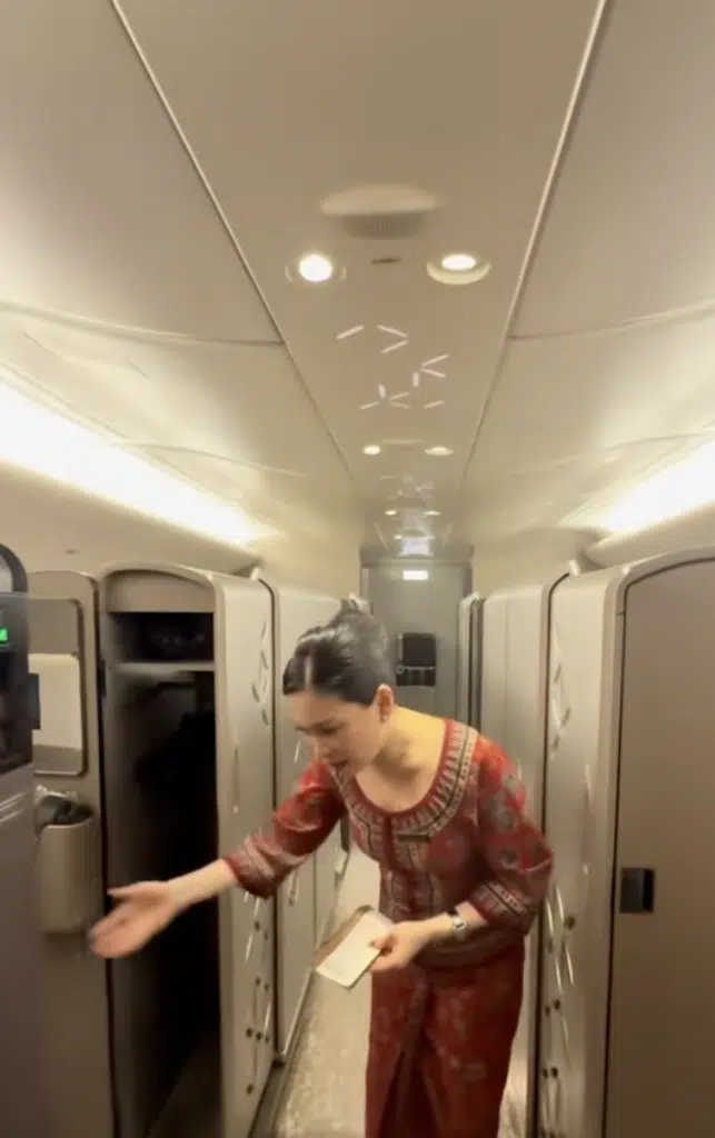 Man got to experience the true pinnacle of luxury when he spent $13,980 flying first class on Singapore Airlines