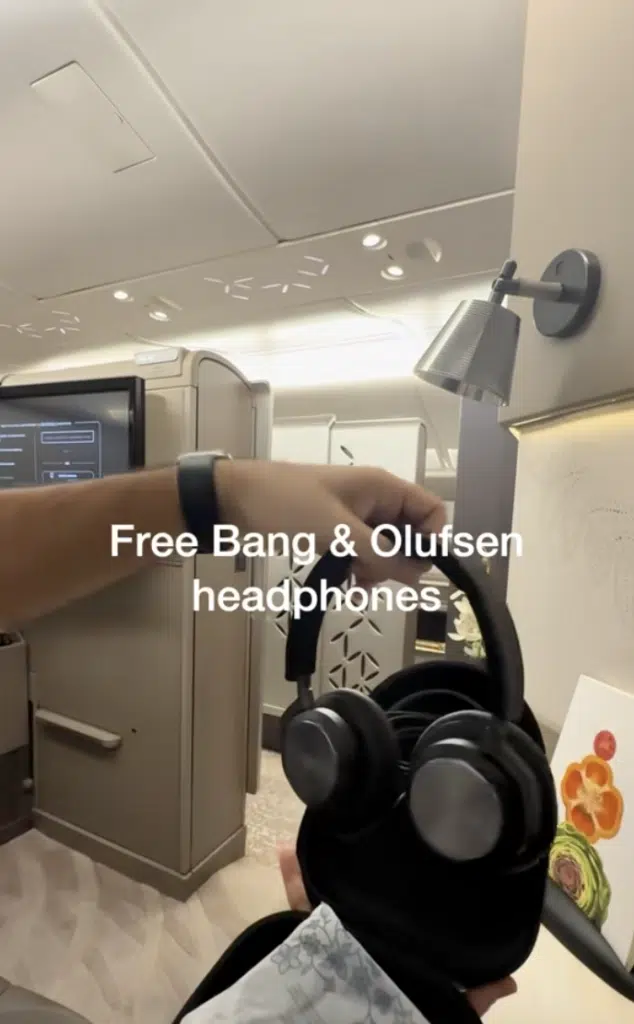 Man got to experience the true pinnacle of luxury when he spent $13,980 flying first class on Singapore Airlines