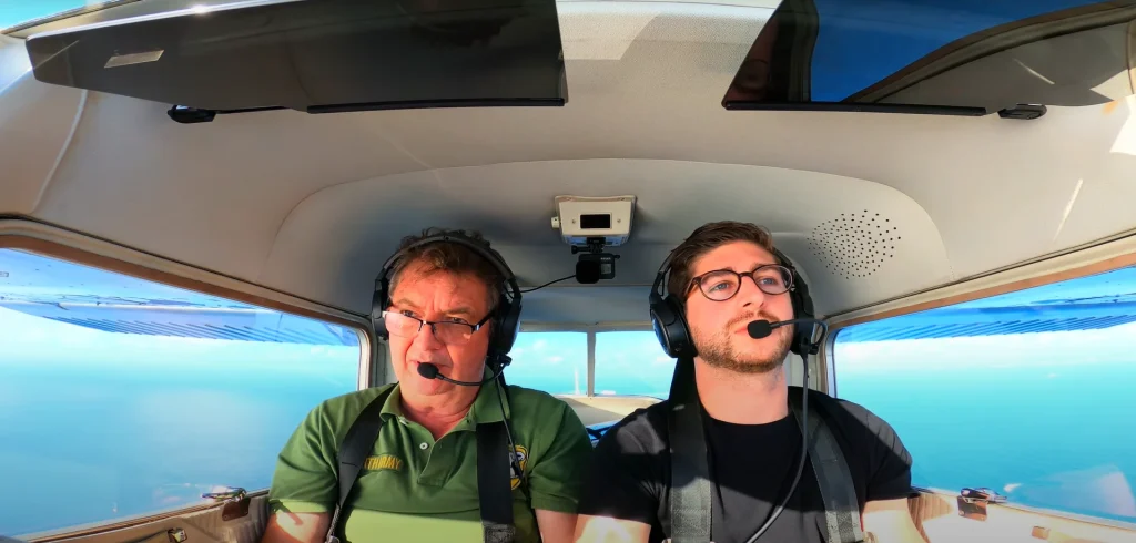 Man who has been landing at infamous airport in flight simulator since 9 years old attempts in a real Cessna