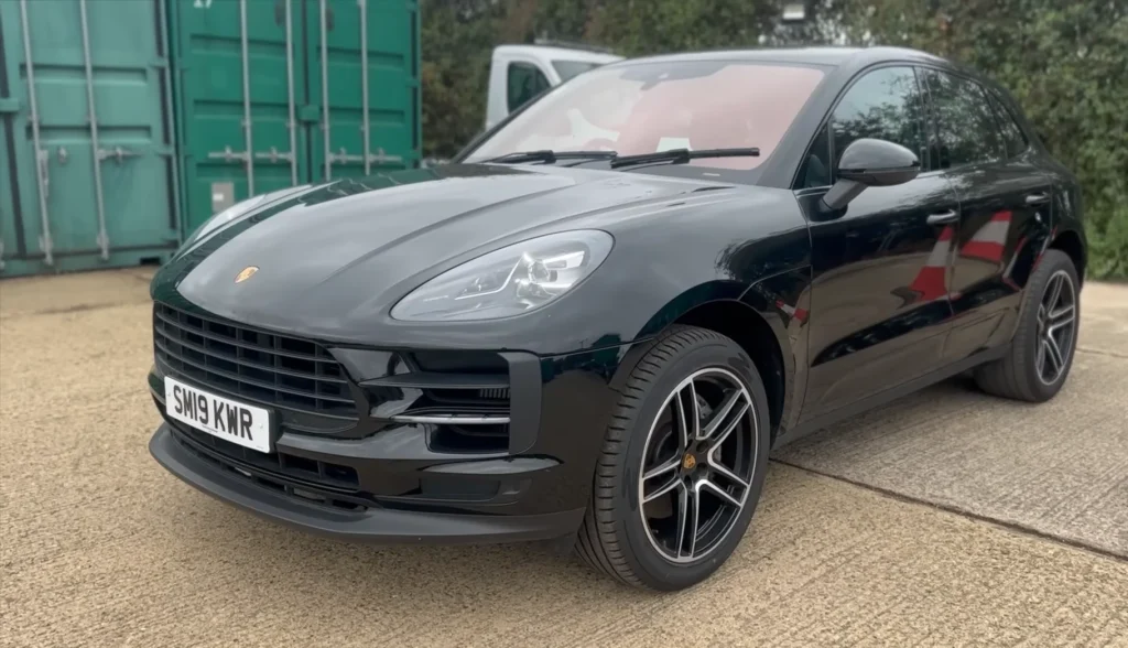 Man stuck indoors on rainy Monday takes $40K gamble on Porsche Macan with a 'big problem'