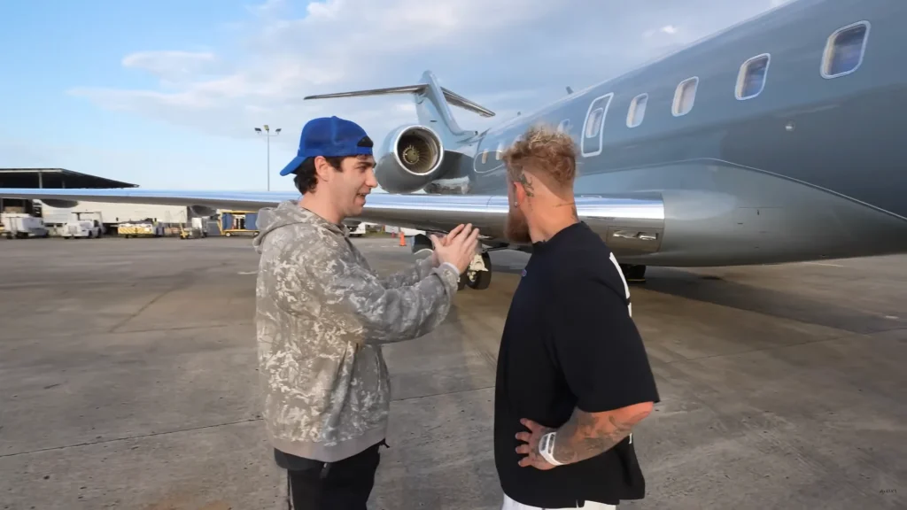California man asked 100 celebrities if he could fly on their private jets and some actually said yes