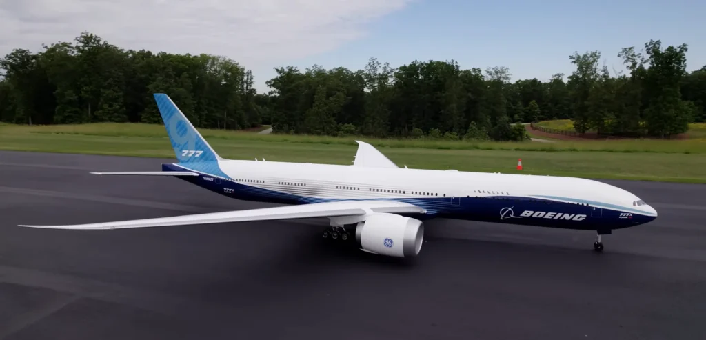 Man unveils world’s largest RC Boeing 777X and stuns everyone with how realistic it is