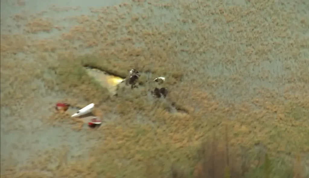 Pilots battle swamps to recover Amelia Earhart-era Lockheed Electra lost for 40 years in Canada