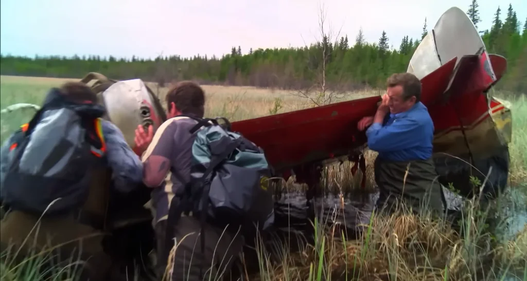Pilots battle swamps to recover Amelia Earhart-era Lockheed Electra lost for 40 years in Canada
