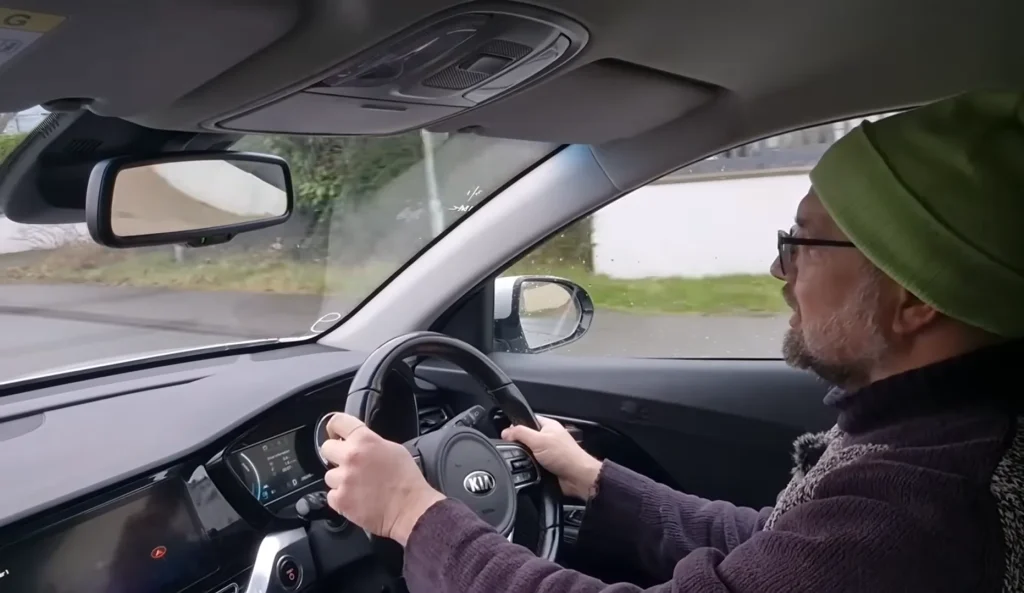 Man buys 286,000-mile EV that was classed as a non-runner for $3,425 and takes it to mechanic to see if he has a bargain