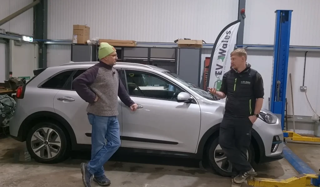 Man buys 286,000-mile EV that was classed as a non-runner for $3,425 and takes it to mechanic to see if he has a bargain