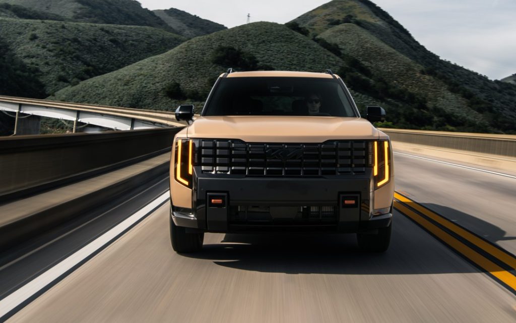 Latest supercar news includes the Mercedes-Benz VLE grand limousine reveal, the 657 hp Porsche Cayenne S Electric launch, and Kia's first Telluride Hybrid