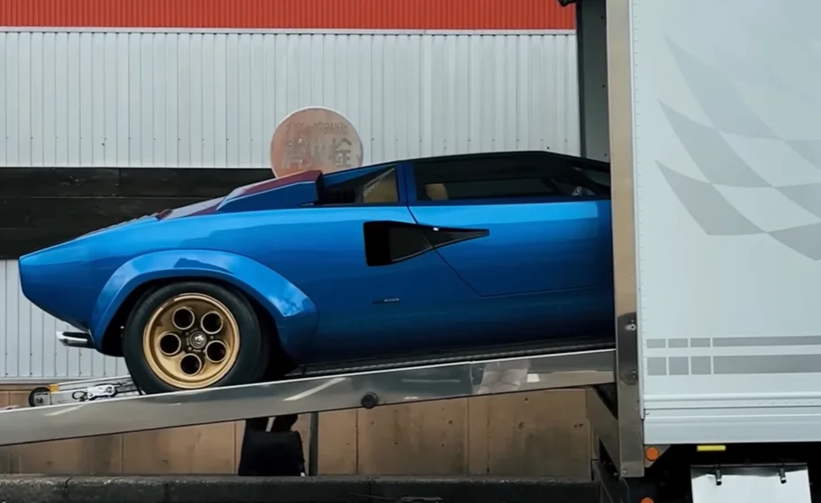 This rare Lamborghini Countach LP400 S was missing for 30 years but turned up in Japan looking almost brand new with shockingly low mileage