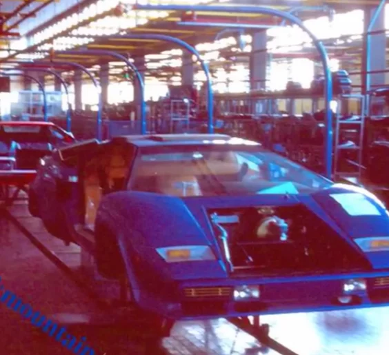 This rare Lamborghini Countach LP400 S was missing for 30 years but turned up in Japan looking almost brand new with shockingly low mileage