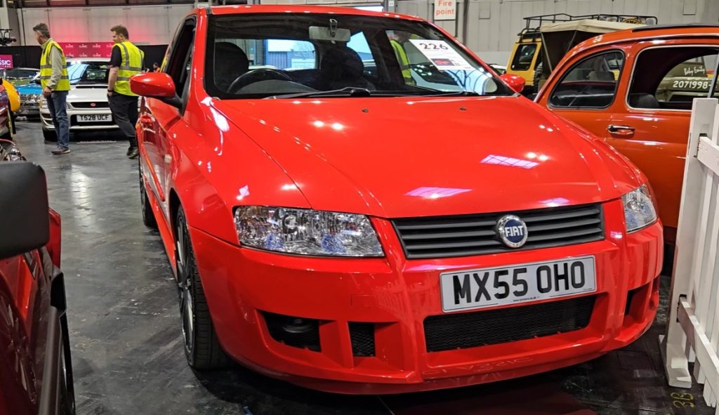 A Rhode Island mechanic explains how to find a budget car with high vehicle value for just $500 by targeting specific European models like the Fiat Stilo