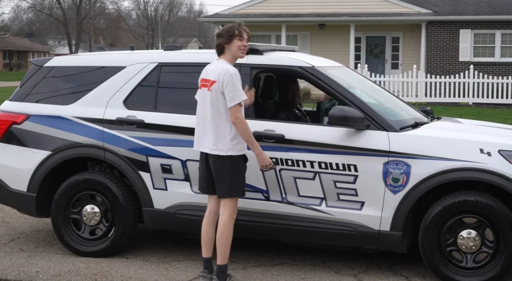 This custom vehicle was built as an electric couch to handle food deliveries, offering a DIY mobility solution that reached 35 mph on local Ohio roadways