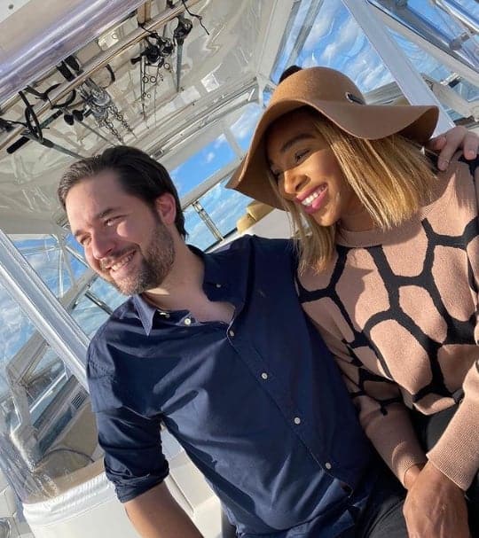 Serena williams with her husband Alexis Ohanian smiling