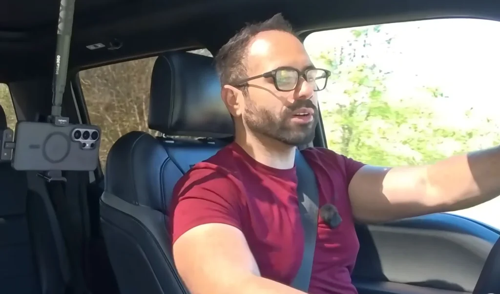 Settling the Google Maps versus Waze versus Apple Maps debate would probably require a UN resolution, but a lot of people are reaching verdicts of their own