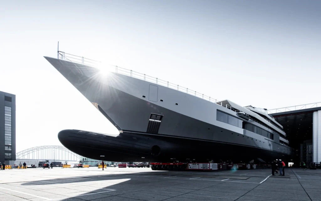 Steven Spielberg may be known for blockbusters, but it was his yacht, Seven Seas, that ended up stealing the show at La Ciotat Shipyards.