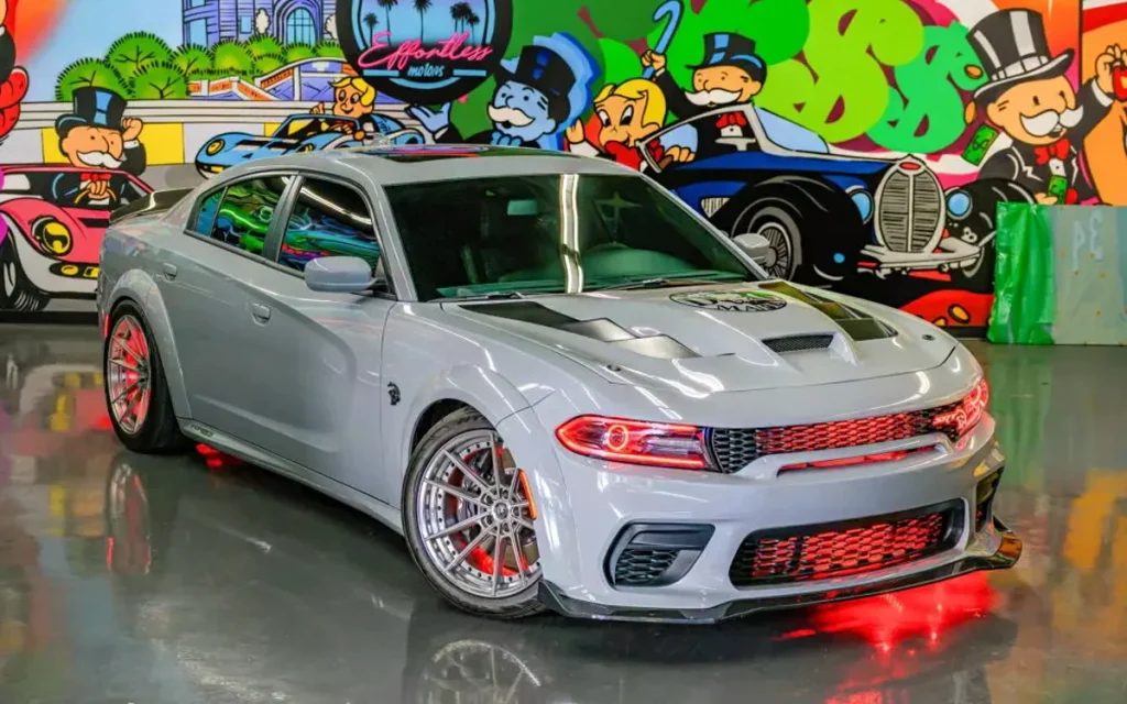 Shaquille O'Neal put his son in his place as not-so-little Shaq tried to put a Mercedes-Benz S-Class on his tab with Effortless Motors