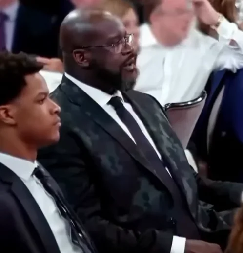 Shaquille O'Neal goes to an auction just to help drive up the price but it backfires as he accidentally buys his son a Rolex