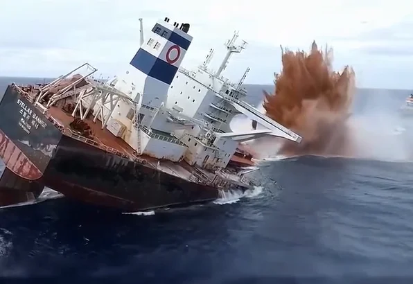 Video shows moment 1,115ft ship became the biggest ever to be intentionally sunk at sea