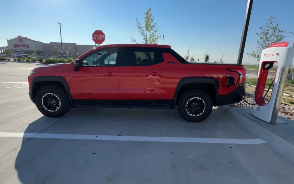 New Chevy EV shocks everyone in its range test, showing electric trucks can really go the distance