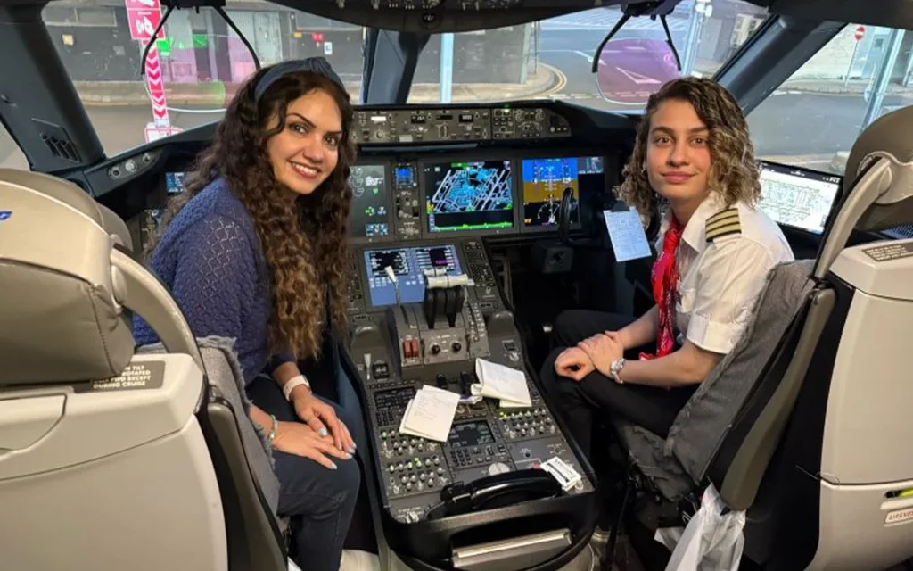 In the latest edition of Ask the Expert, British Airways Pilot Simin Taheri reveals why Boeing is better than Airbus for new fliers, and her airborne pet peeves