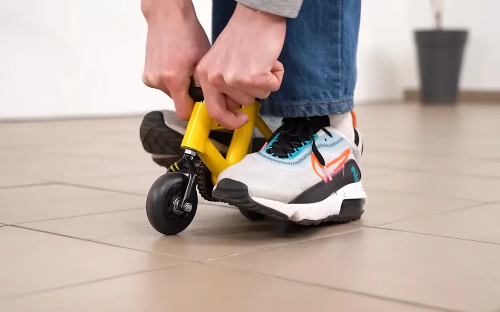 Russian inventor Sergey Dashevsky set the Guinness World Record for making the smallest bicycle in the world, at just 3.34 inches, and his demonstration is wild