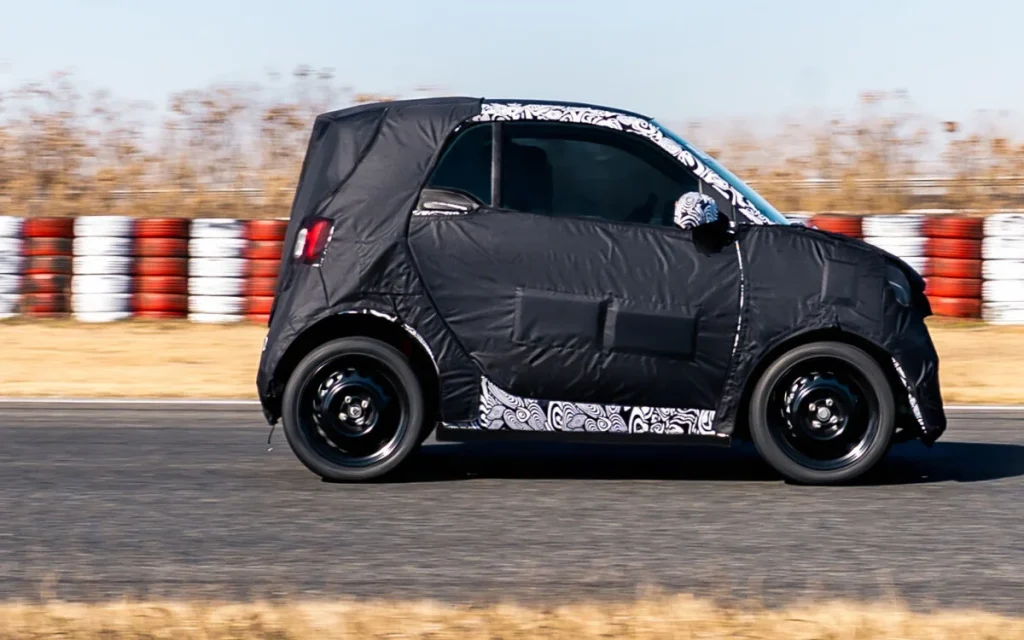Ahead of its world premiere next year, the smart #2 has begun testing, taking the compact city car game to extraordinary new heights