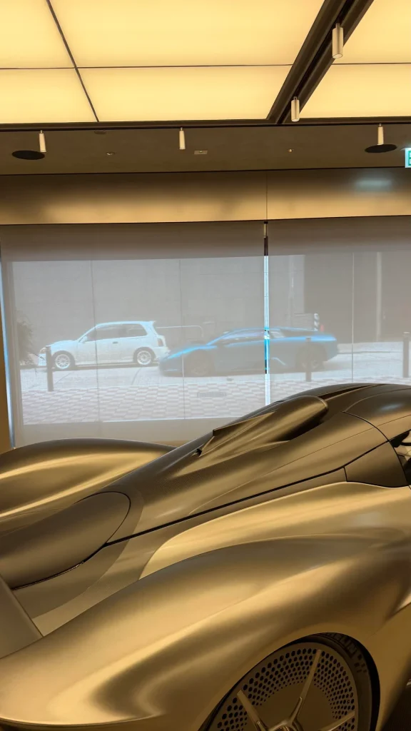 Somebody spotted an Aston Martin Valkyrie casually parked inside a Hong Kong cafe