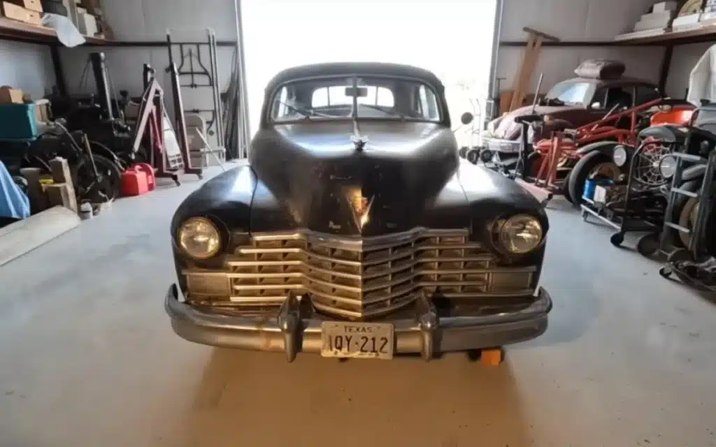 Son-fixes-dads-1946-Cadillac-for-his-102nd-birthday-