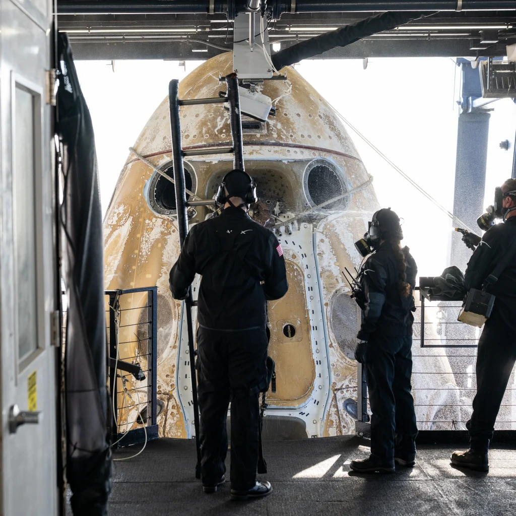 SpaceX successfully brings four astronauts back to Earth after 8 months in space following flawless return journey