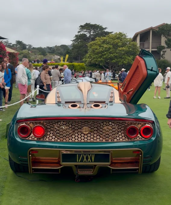 Supercar Blondie gets up close with this brand new 1-of-25 Spyker and she's stunned by all the gold details both inside and outside the car