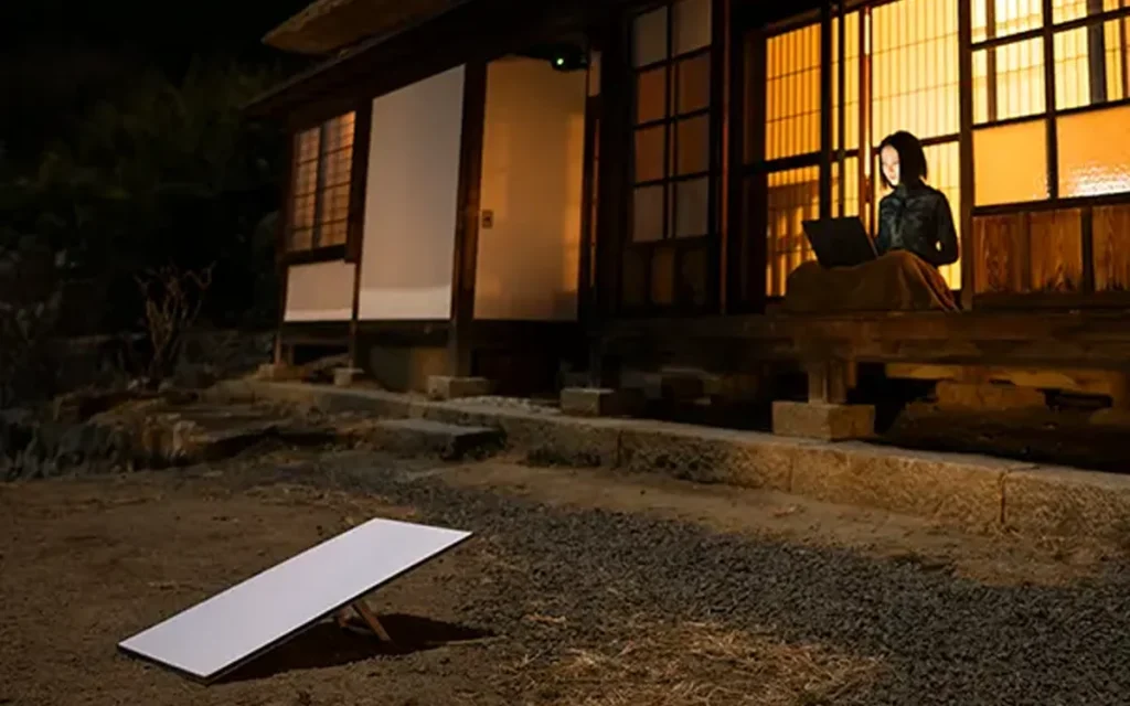 A new Tesla patent reveals plans for its future EVs to have a new roof design that will establish a secure WiFi connection with Starlink satellites