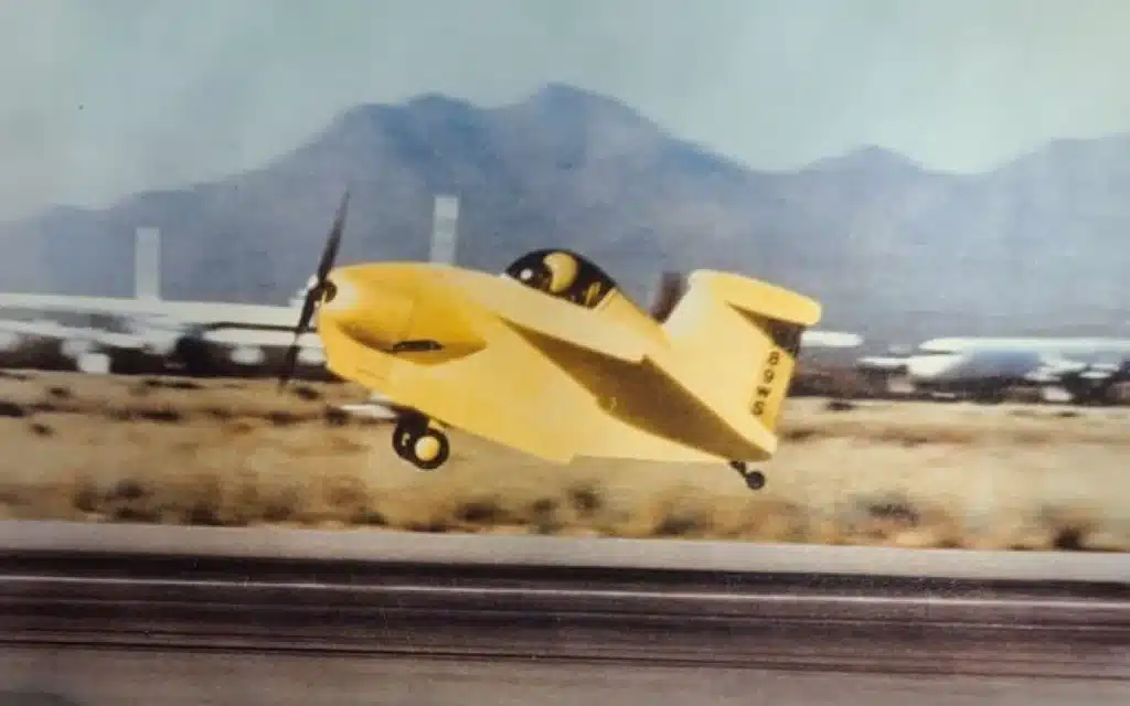 Starr-Bumble-Bee-II-was-built-purely-to-acquire-Worlds-Smallest-Plane-title