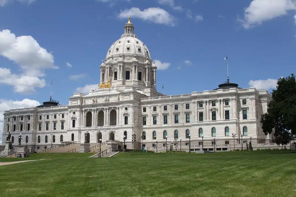 The State Capitol of Minnesota - in Saint Paul - has decided to legalise lane splitting for motorcycles