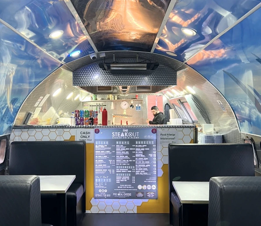 There's a Boeing 737 that's been turned into a restaurant and I went to see what it's like