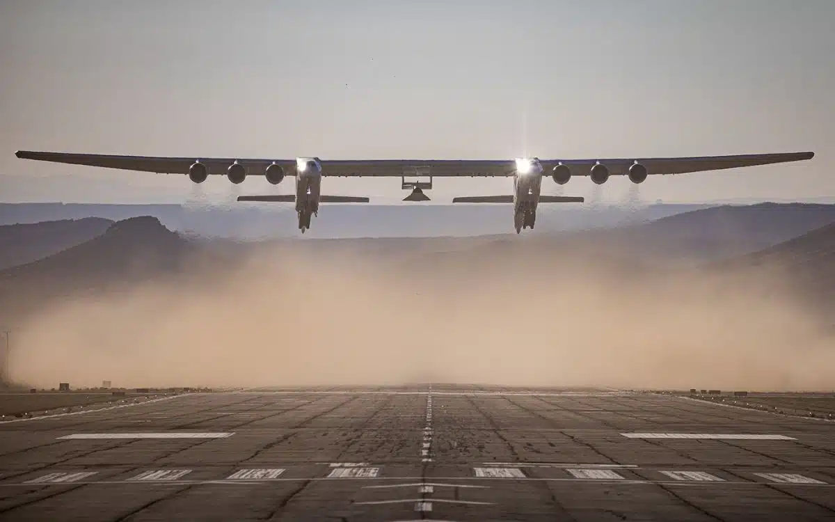 Video of world’s biggest plane with hypersonic launch is best thing you’ll see today