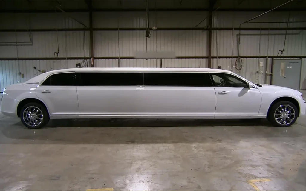 Here is why constructing a stretch limousine is an absolutely bizarre process that earns its name tenfold, and has paved the way for some world-famous rides