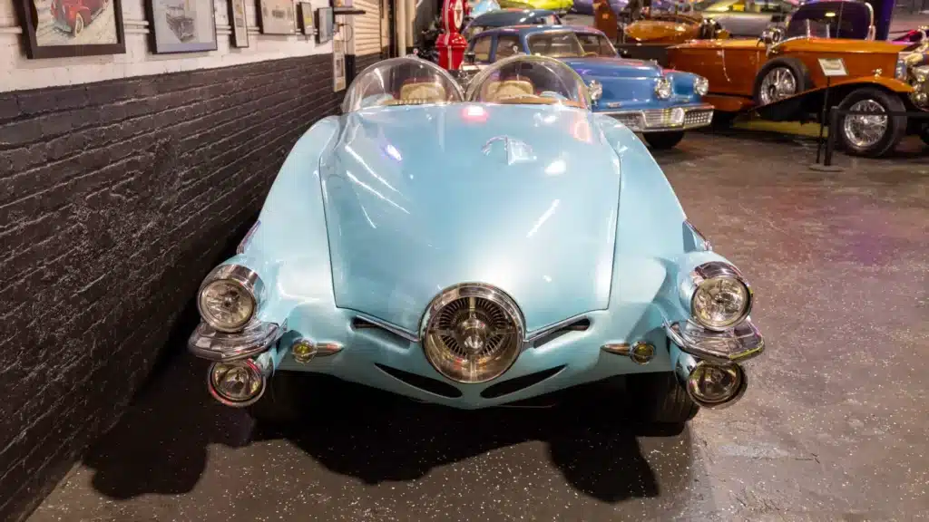1950 Studebaker Ice Princess is like the Jetsons on wheels and we're jealous of whoever gets it