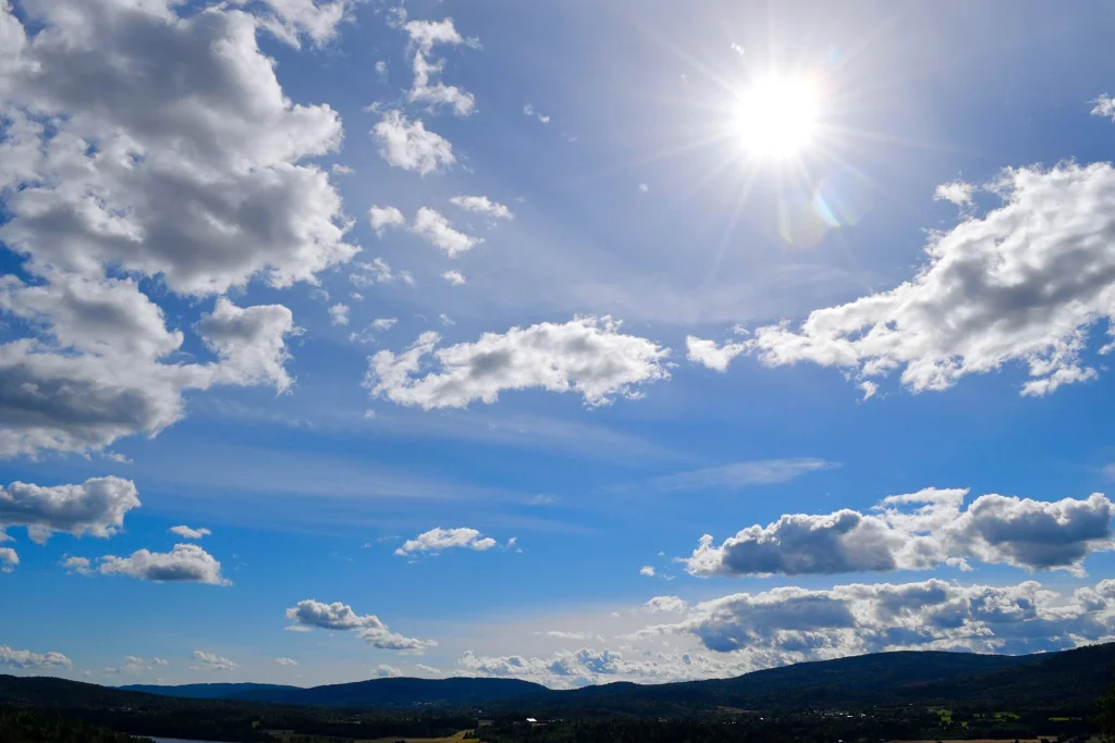 Rechargeable solar battery found to outperform lithium-ion batteries in new research study