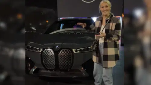 Colour Changing BMW iX with Supercar Blondie