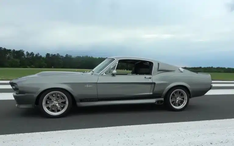 Mustang Eleanor driven by Supercar Blondie